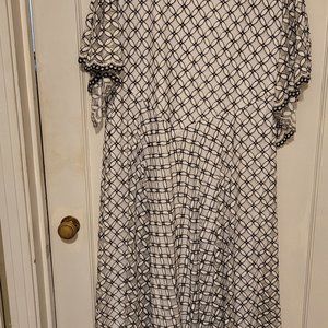 dress  white and black lace